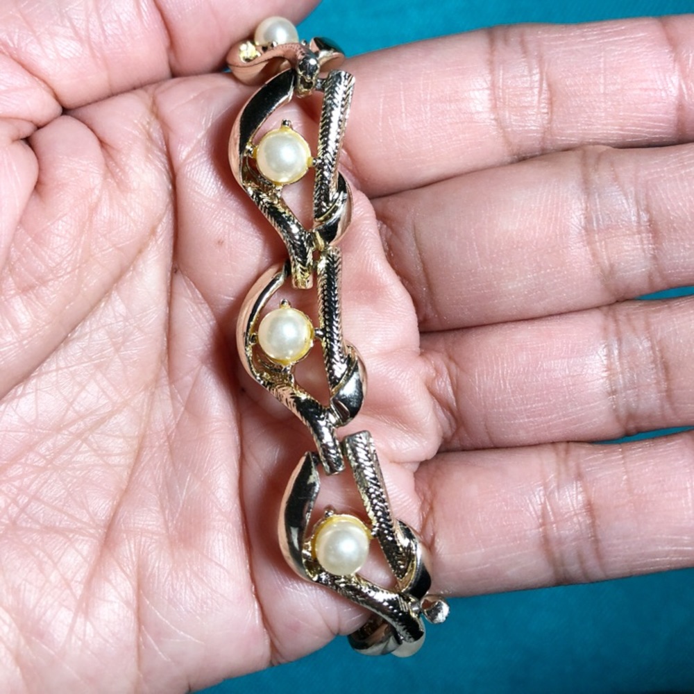 ⭐️Lovely NECKLACE⭐️